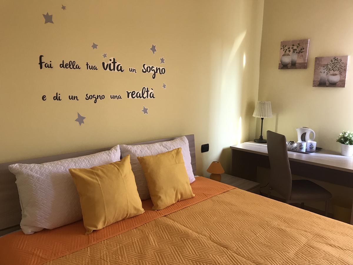Color House Malpensa B&B Cassano Magnago Dış mekan fotoğraf